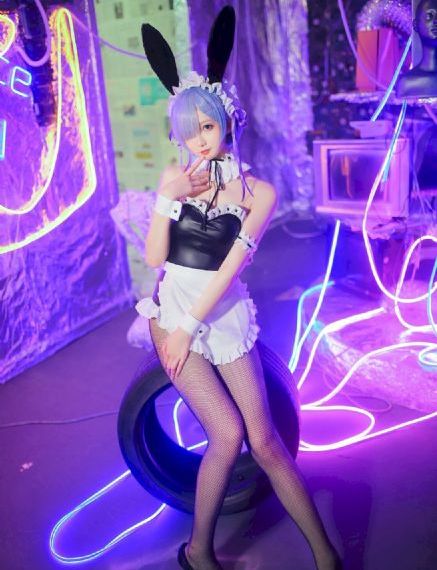 老板的妻子