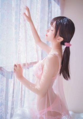 公交车揉捏大乳呻吟喘娇在线观看