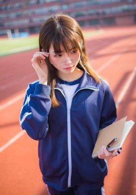 相亲对象是25岁女高中