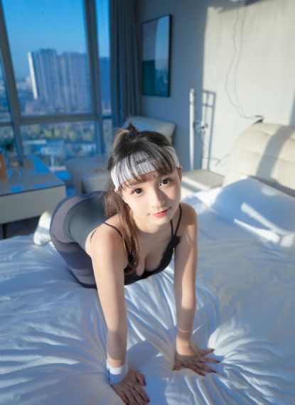 《女老师》