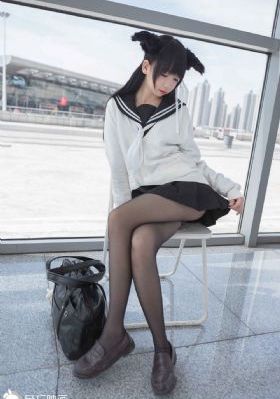 《美丽小蜜桃》