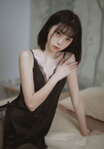 穿成极品老妇之后只想当咸鱼结局