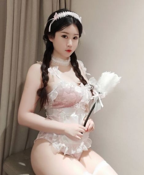 26岁的女高中生