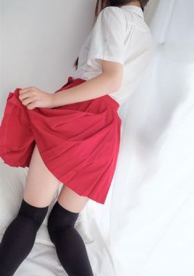 诱惑我的邻家美女姐姐