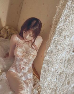 《年轻的小婊孑2》韩剧